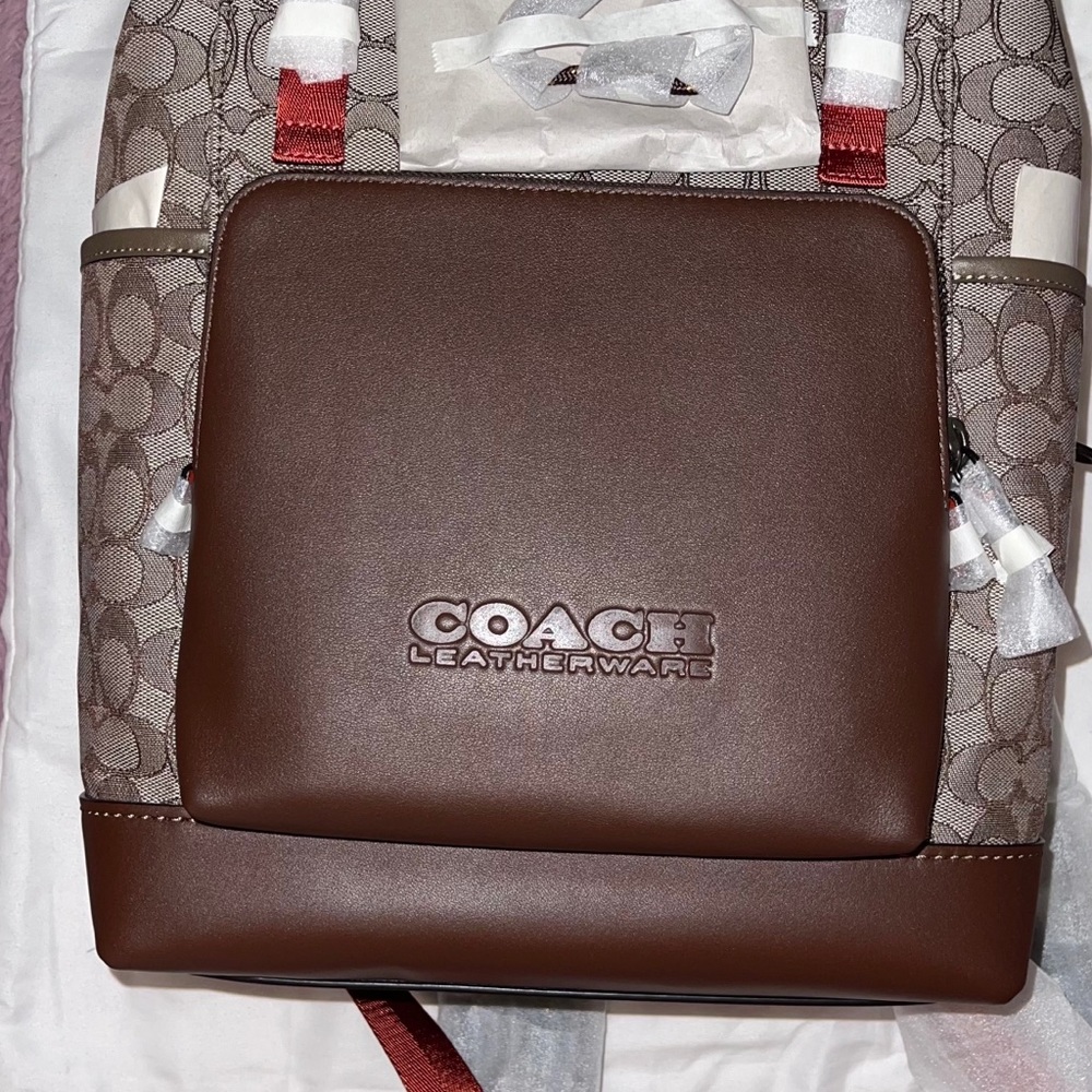 Coach packbag, brand new